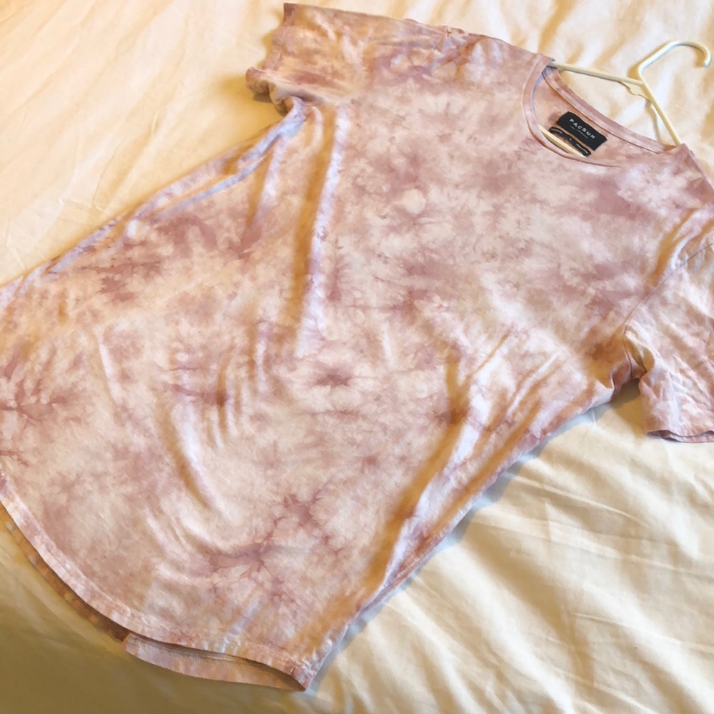 PacSun tie-dye T-shirt